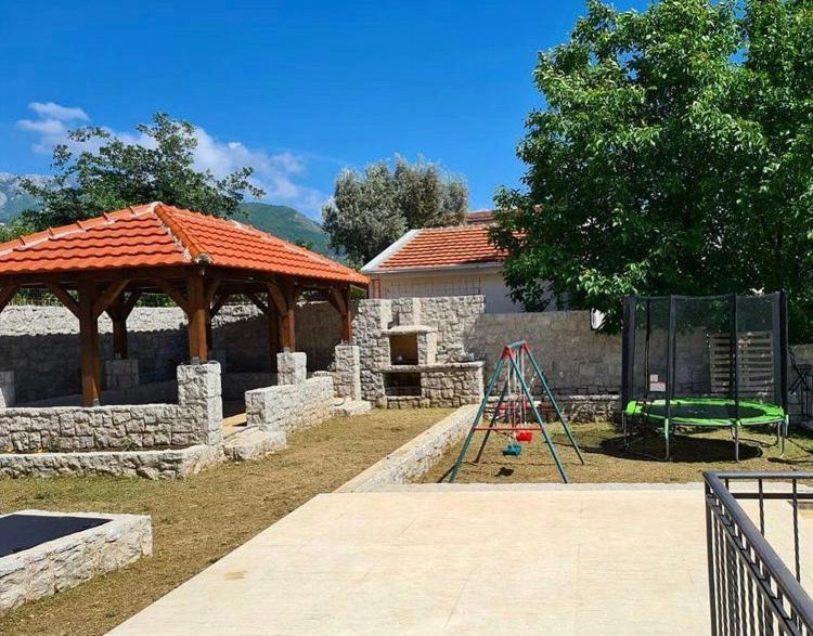 Apartments Bujkovic بار المظهر الخارجي الصورة