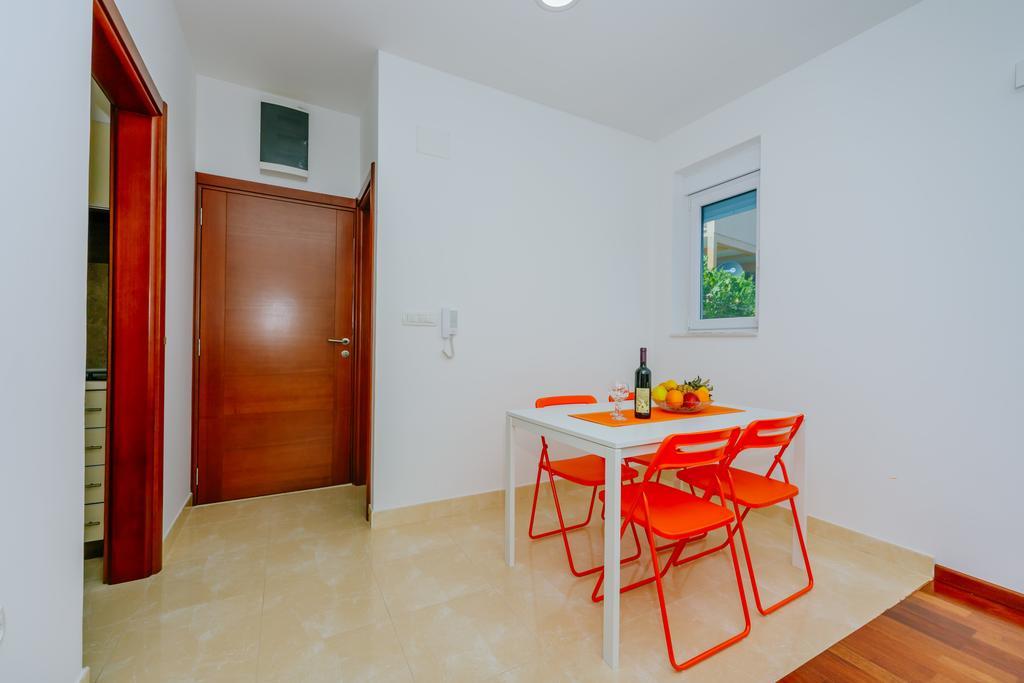Apartments Bujkovic بار المظهر الخارجي الصورة