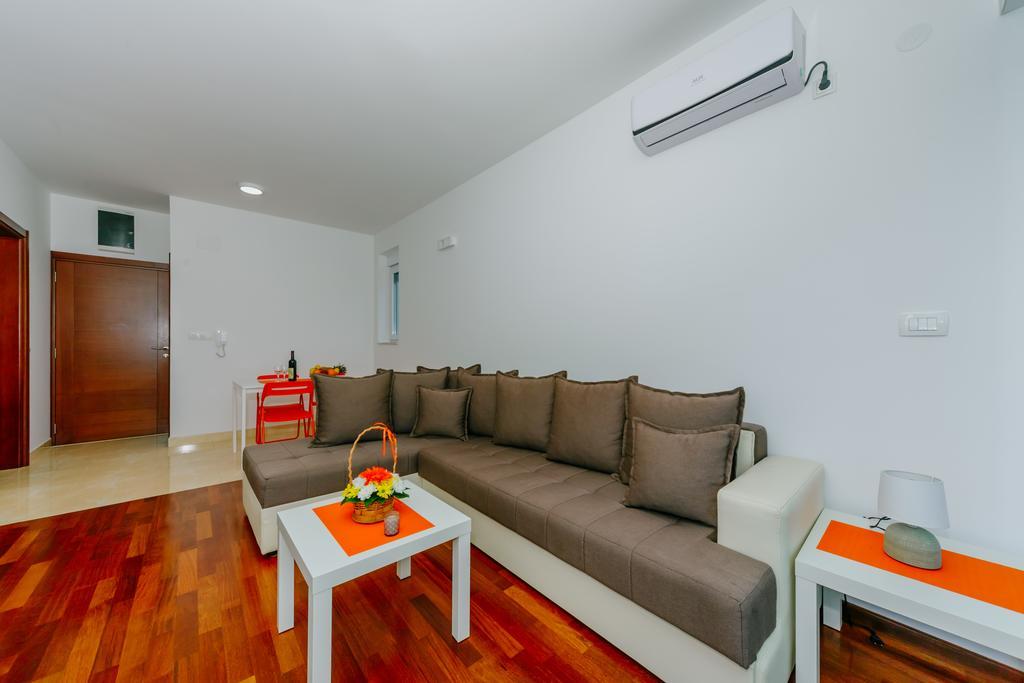 Apartments Bujkovic بار المظهر الخارجي الصورة