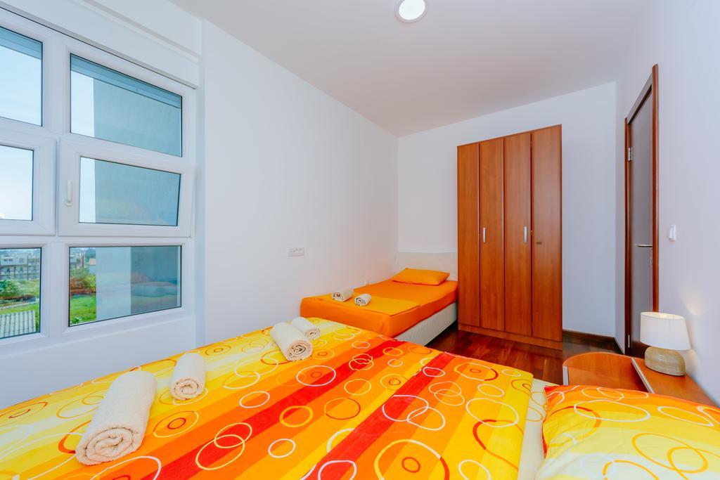 Apartments Bujkovic بار المظهر الخارجي الصورة