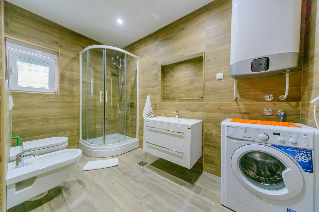Apartments Bujkovic بار المظهر الخارجي الصورة