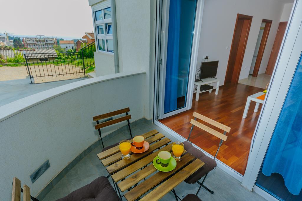 Apartments Bujkovic بار المظهر الخارجي الصورة