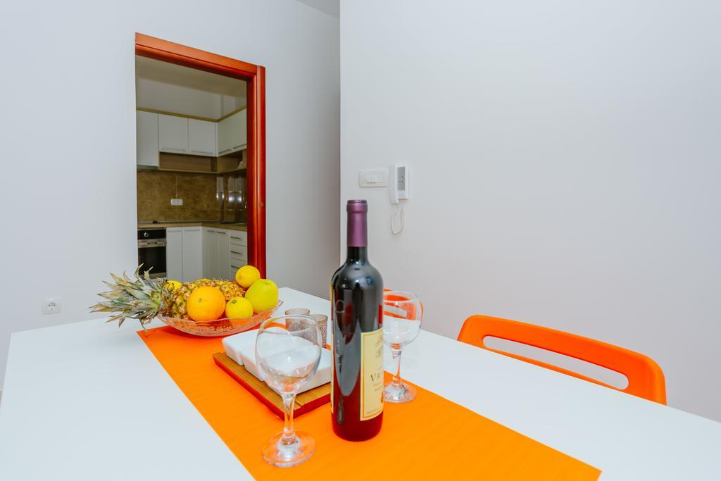 Apartments Bujkovic بار المظهر الخارجي الصورة
