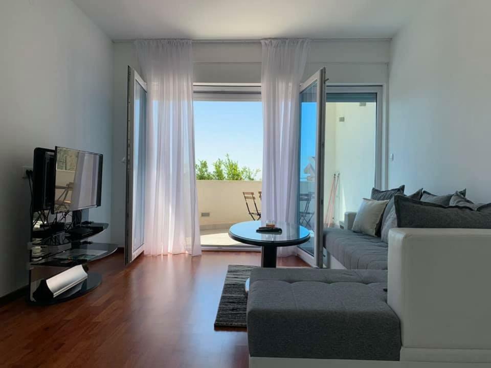Apartments Bujkovic بار المظهر الخارجي الصورة