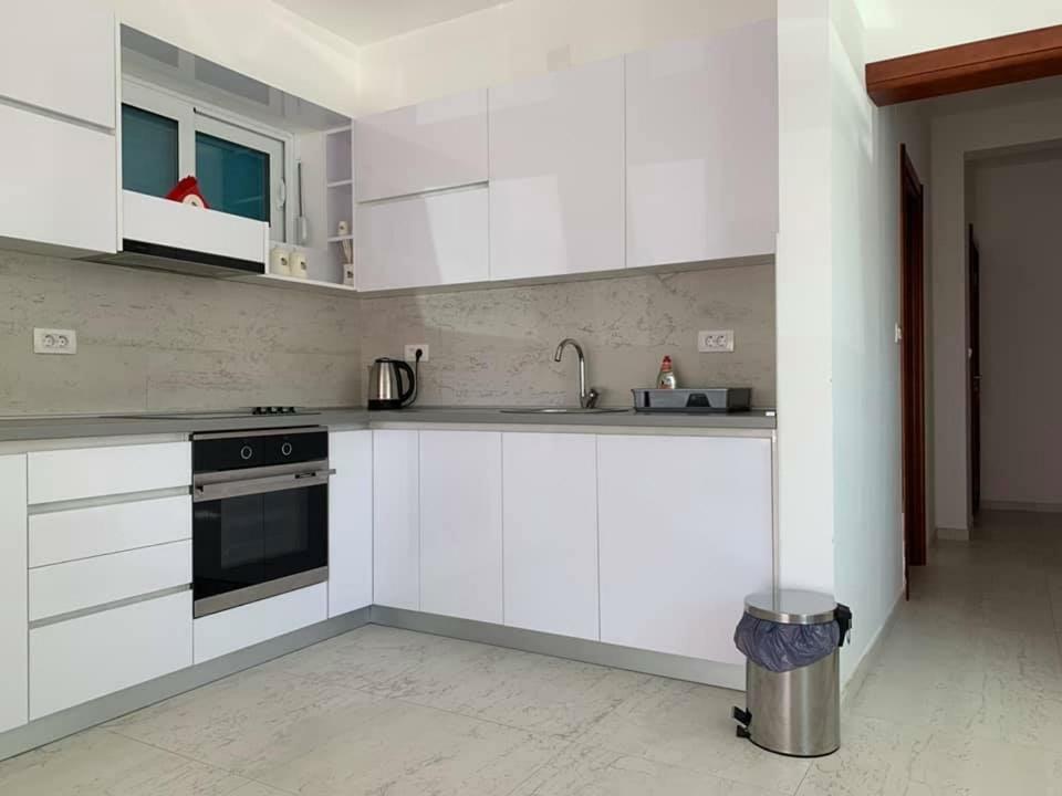 Apartments Bujkovic بار المظهر الخارجي الصورة